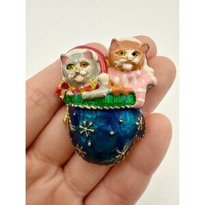 Vintage signed Christopher radko enamel Christmas cats brooch pin